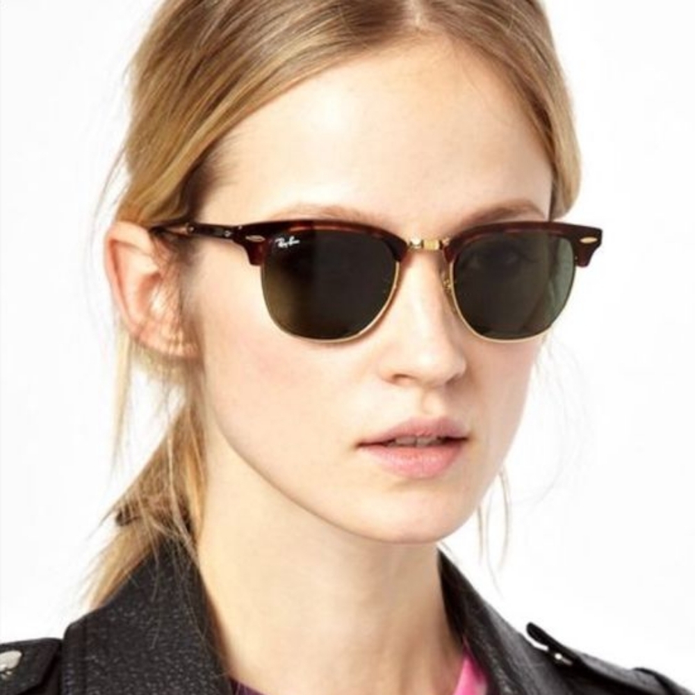 Ray-Ban Clubmaster Tortoise Frame with Green Lenses